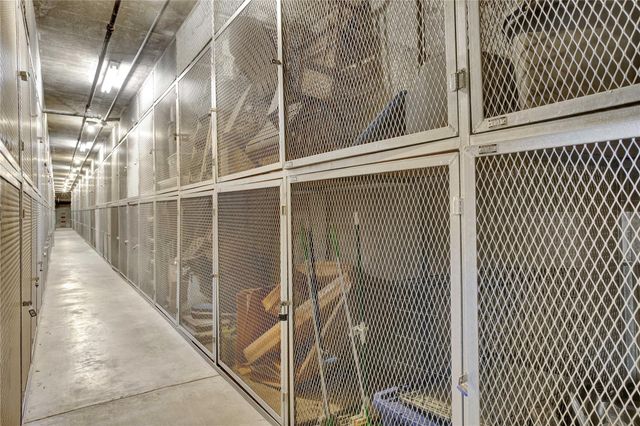 2016 Main Street 2405, Houston, TX 77002