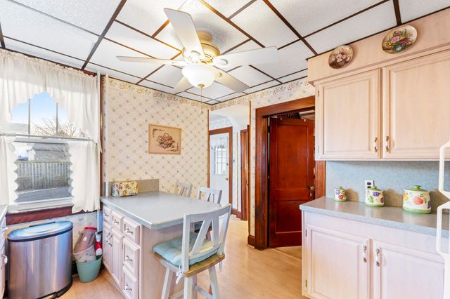 840 ROOSEVELT AVE, Secaucus, NJ 07094