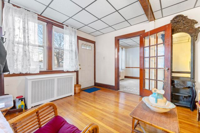 840 ROOSEVELT AVE, Secaucus, NJ 07094