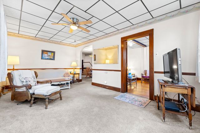 840 ROOSEVELT AVE, Secaucus, NJ 07094