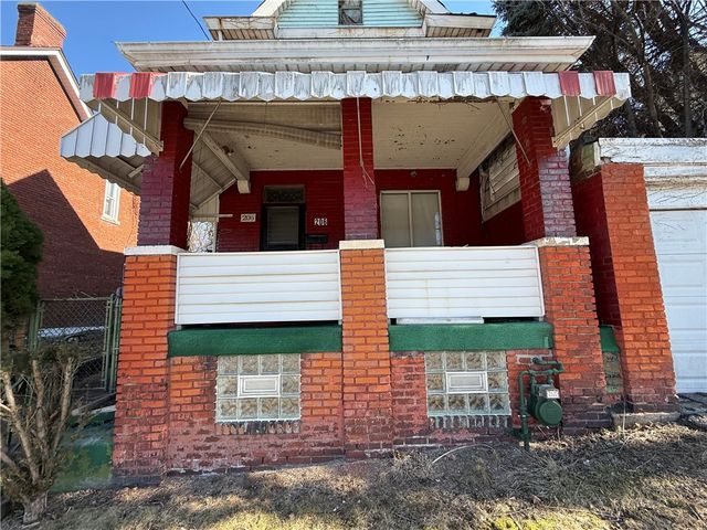 206 W 13th Ave, Homestead, PA 15120