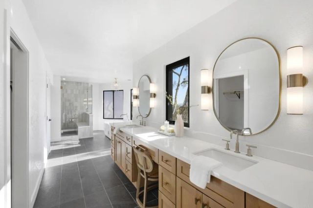 2871 Brant Street, San Diego, CA 92103