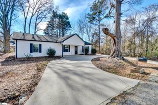 7 W 2nd Street, Williamston, SC 29697
