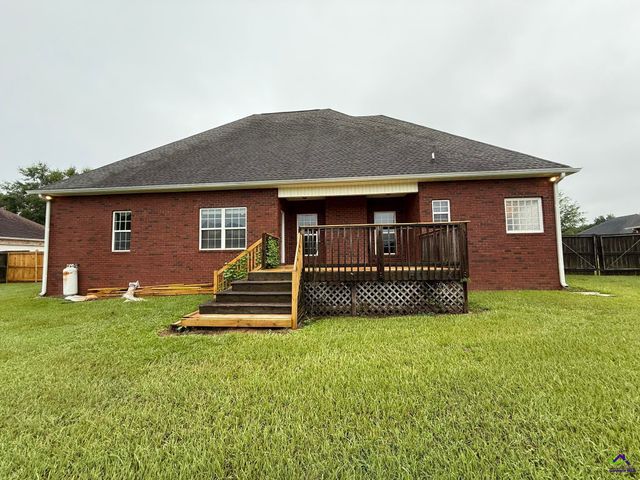 301 Downing Circle, Kathleen, GA 31047