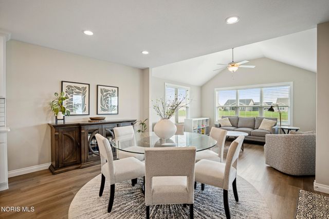 15079 E Sunset Maple Drive, Perrysburg, OH 43551