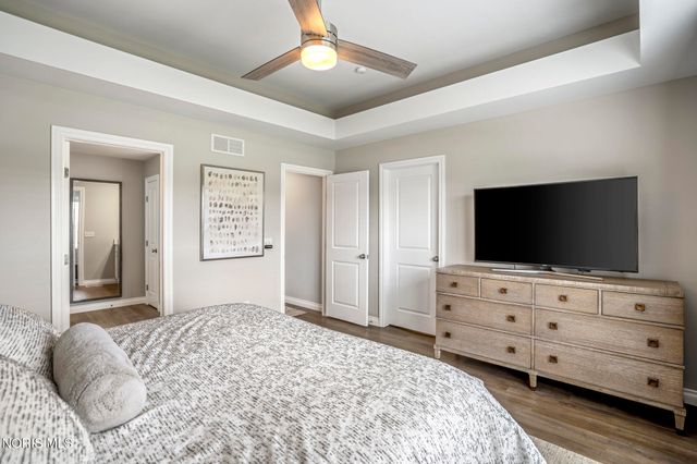 15079 E Sunset Maple Drive, Perrysburg, OH 43551
