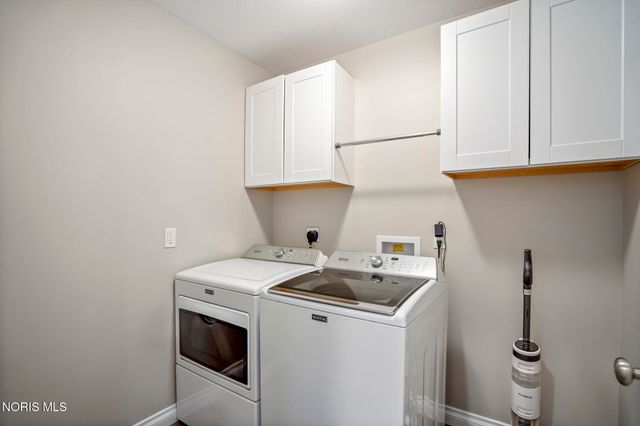 15079 E Sunset Maple Drive, Perrysburg, OH 43551