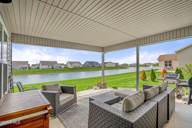 15079 E Sunset Maple Drive, Perrysburg, OH 43551