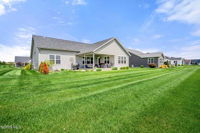 15079 E Sunset Maple Drive, Perrysburg, OH 43551
