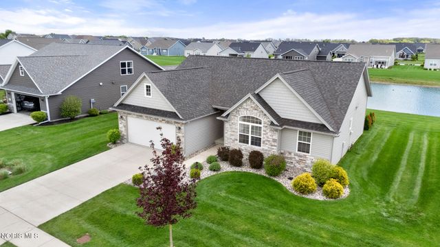 15079 E Sunset Maple Drive, Perrysburg, OH 43551