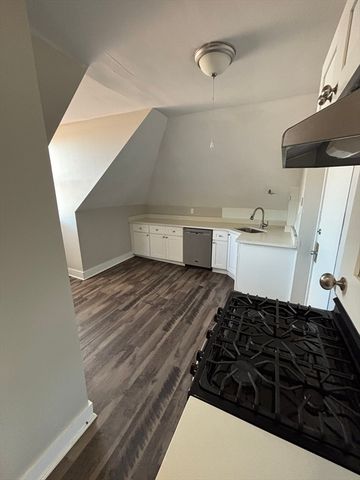 47 Appleton St. 5, Quincy, MA 02171