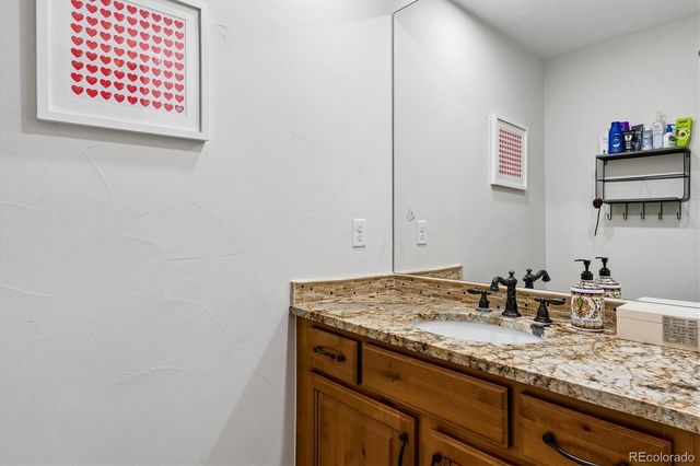 5518 S Foresthill Street, Littleton, CO 80120