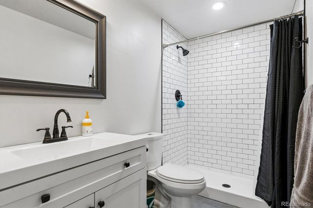 5518 S Foresthill Street, Littleton, CO 80120