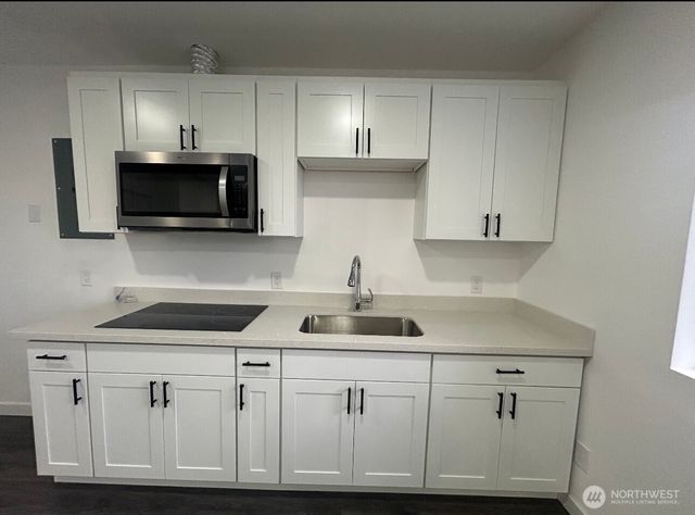 7662 S 134th Street, Seattle, WA 98178