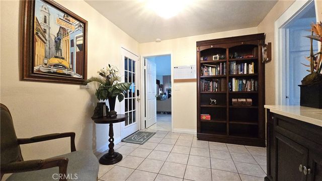 8467 Penfield, Winnetka, CA 91306