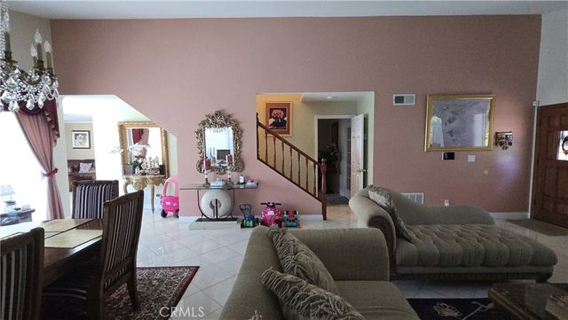 8467 Penfield, Winnetka, CA 91306