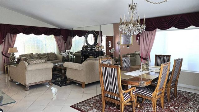 8467 Penfield, Winnetka, CA 91306