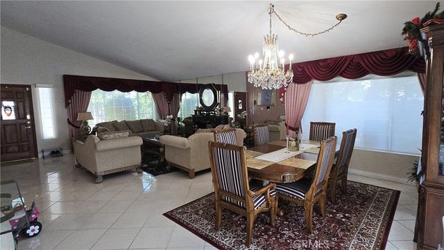 8467 Penfield, Winnetka, CA 91306