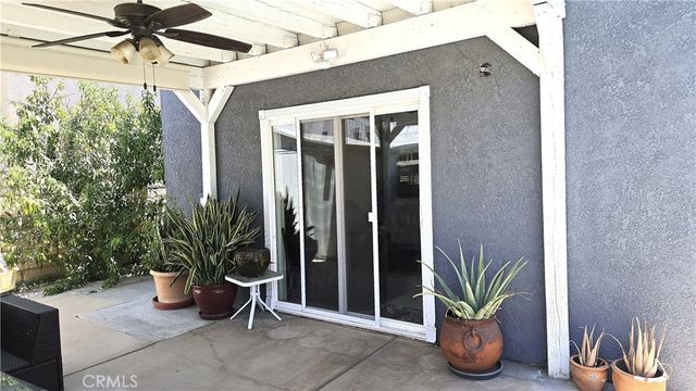 8467 Penfield, Winnetka, CA 91306