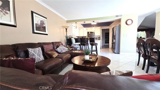 8467 Penfield, Winnetka, CA 91306