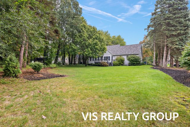 15130 Wildfield Drive, Spring Lake, MI 49456