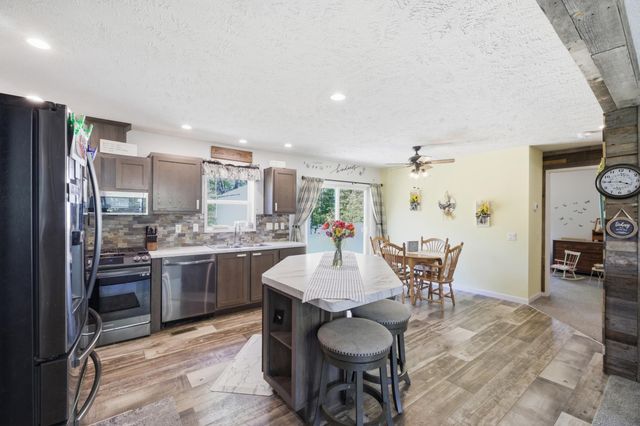 11815 Johnson Street, Grand Haven, MI 49417