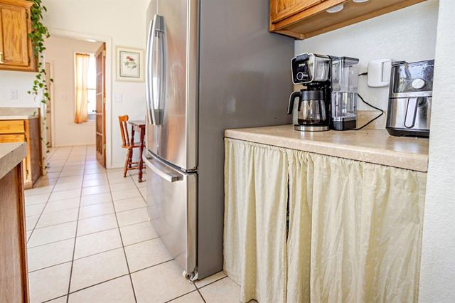 636 N Market Avenue, Shawnee, OK 74801