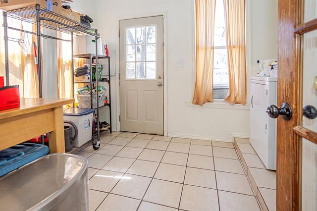 636 N Market Avenue, Shawnee, OK 74801