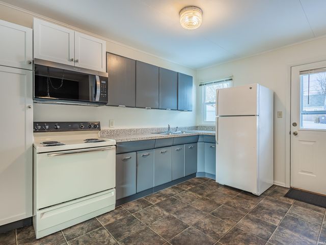 1818 Rosemont Drive, Fort Wayne, IN 46808