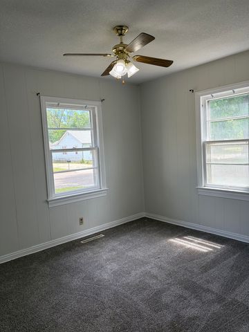 611 N Frazier St, El Dorado, KS 67042