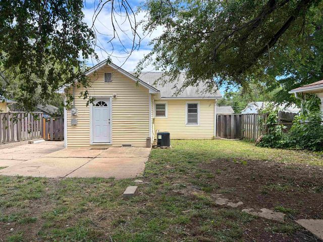611 N Frazier St, El Dorado, KS 67042