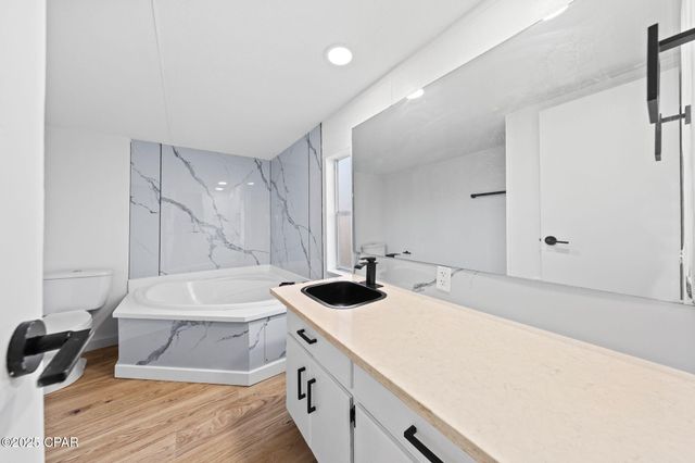 3735 E 6th Street, Panama City, FL 32401