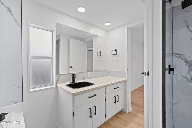 3735 E 6th Street, Panama City, FL 32401