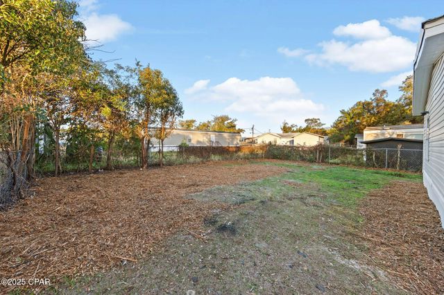 3735 E 6th Street, Panama City, FL 32401