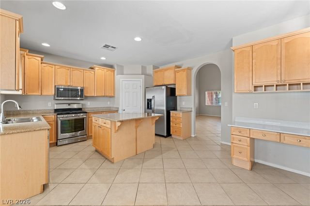 472 Crocus Hill Street, Las Vegas, NV 89138