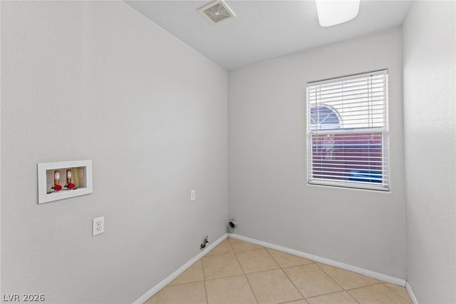 472 Crocus Hill Street, Las Vegas, NV 89138