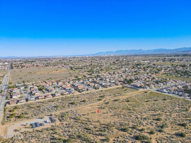 47th Stw Vic Ave K2, Quartz Hill, CA 93536