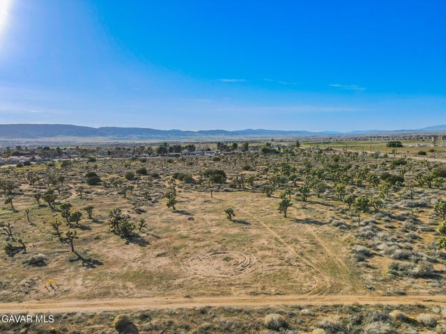 47th Stw Vic Ave K2, Quartz Hill, CA 93536