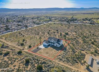 47th Stw Vic Ave K2, Quartz Hill, CA 93536