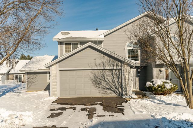 2717 Spyglass Court NW, Rochester, MN 55901
