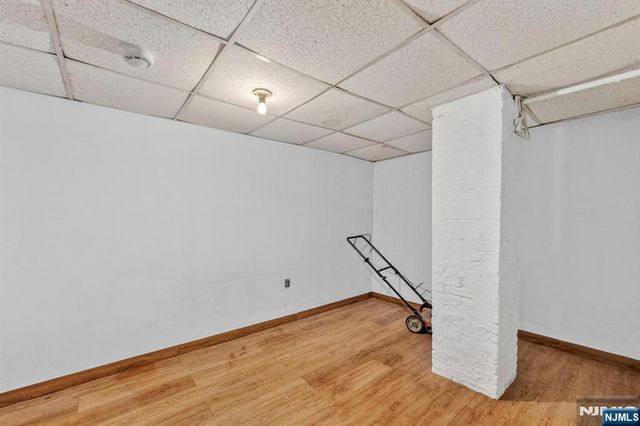 366 7th Avenue, Newark, NJ 07107
