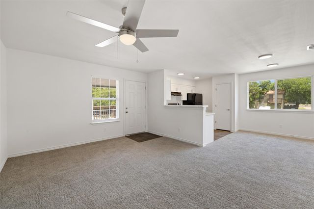 9903 Roxanna DR B, Austin, TX 78748