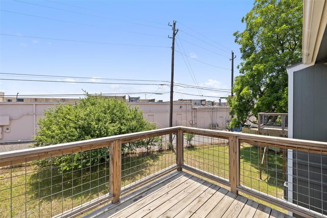 9903 Roxanna DR B, Austin, TX 78748