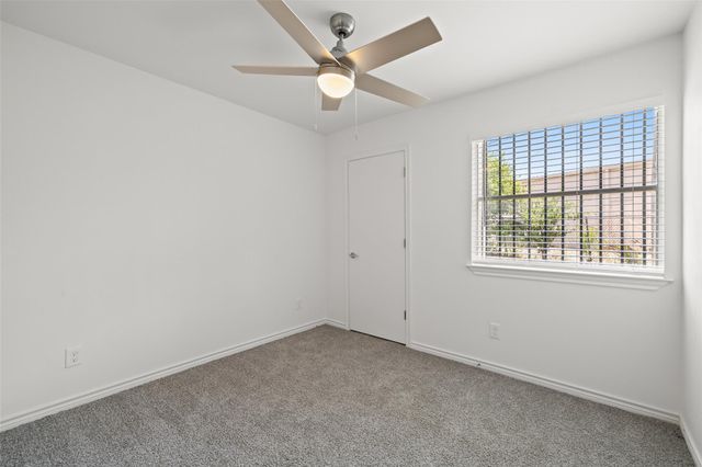9903 Roxanna DR B, Austin, TX 78748