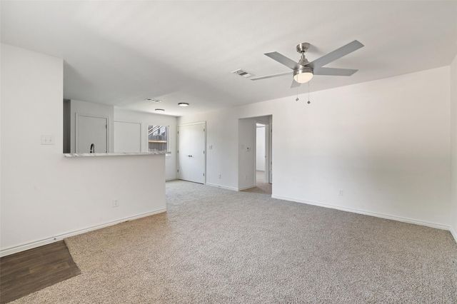 9903 Roxanna DR B, Austin, TX 78748