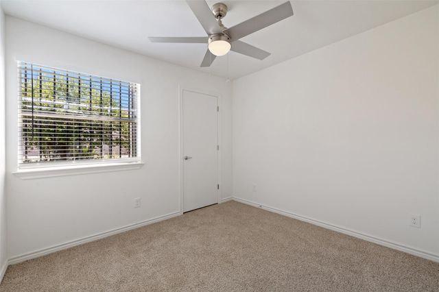 9903 Roxanna DR B, Austin, TX 78748
