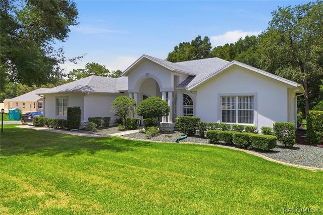 1886 E Saint James Loop, Inverness, FL 34453