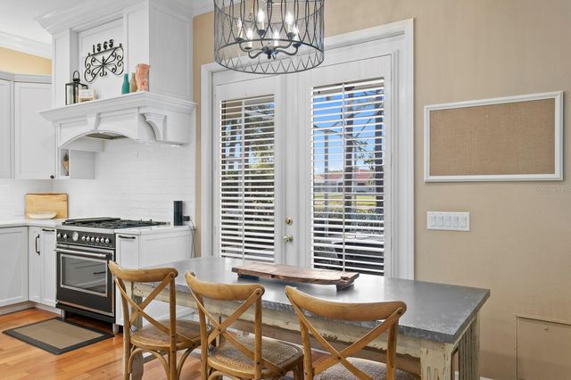 18008 PINNACLE COURT, Tampa, FL 33647