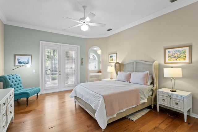 18008 PINNACLE COURT, Tampa, FL 33647