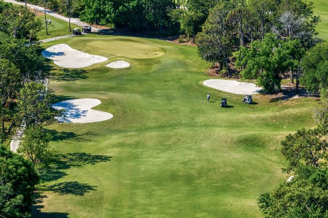 18008 PINNACLE COURT, Tampa, FL 33647